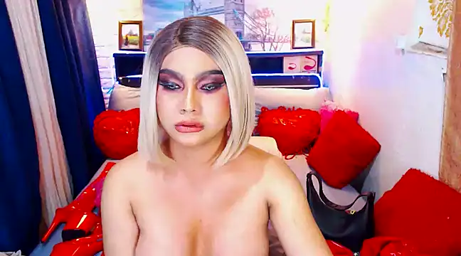 Snapshot of TsGoddessNhicolle chatting on 10, 2, 2025 TsGoddessNhicolle online show from 10, 2, 2025