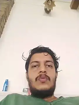 Snapshot of dzboy1994 chatting on 4, 10, 2025 dzboy1994 online show from 4, 10, 2025