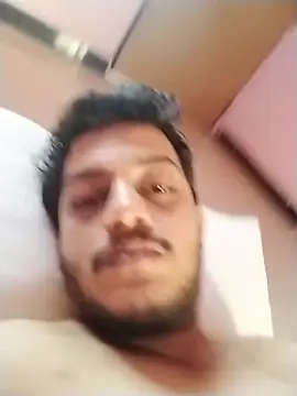 Snapshot of dzboy1994 chatting on 18, 11, 2025 dzboy1994 online show from 18, 11, 2025