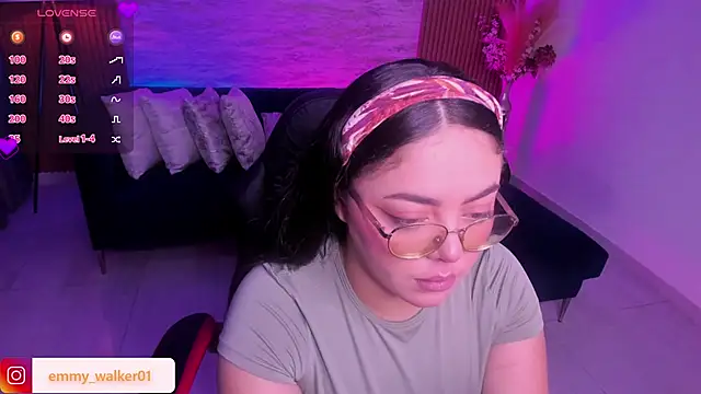 emmy walker online show from 14, 11, 2025