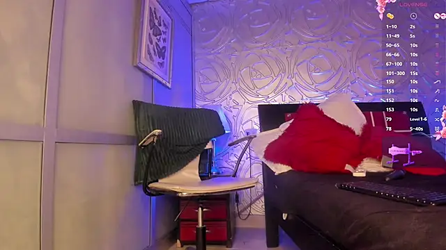 vennus1  online show from 28, 1, 2025