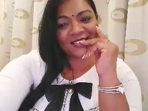 Snapshot of IndianDelia chatting on 28, 2, 2025 IndianDelia online show from 28, 2, 2025