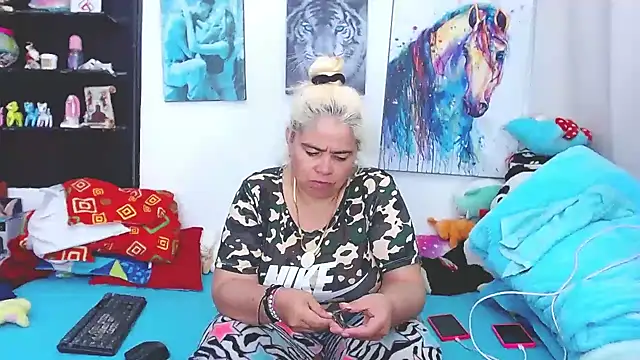 Snapshot of estrellita_fugaz16x chatting on 21, 1, 2025 estrellita fugaz16x online show from 21, 1, 2025