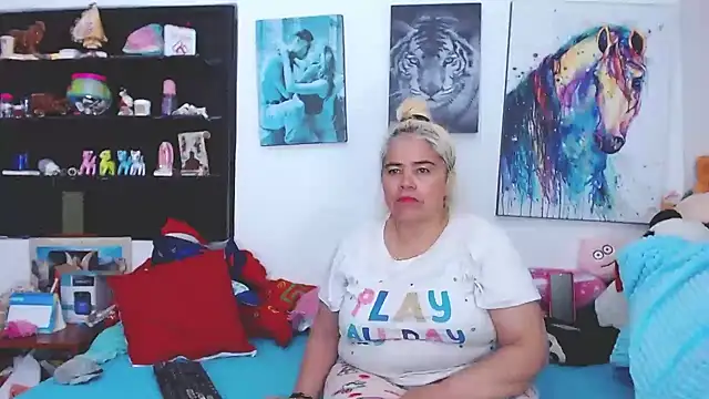 Snapshot of estrellita_fugaz16x chatting on 31, 1, 2025 estrellita fugaz16x online show from 31, 1, 2025