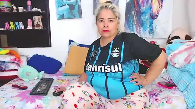 Snapshot of estrellita_fugaz16x chatting on 19, 2, 2025 estrellita fugaz16x online show from 19, 2, 2025