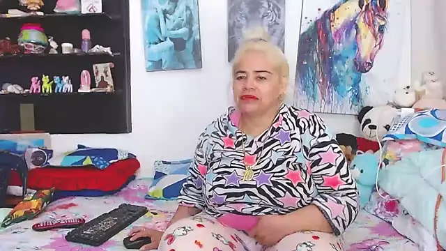 Snapshot of estrellita_fugaz16x chatting on 19, 3, 2025 estrellita fugaz16x online show from 19, 3, 2025