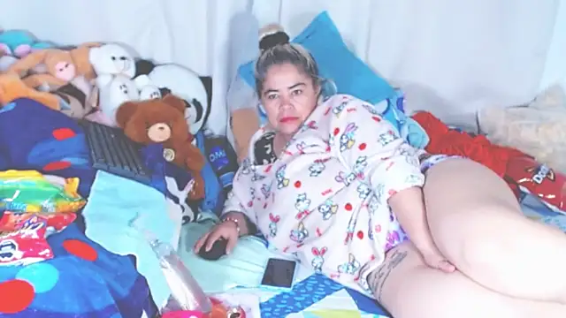 Snapshot of estrellita_fugaz16x chatting on 11, 9, 2025 estrellita fugaz16x online show from 11, 9, 2025