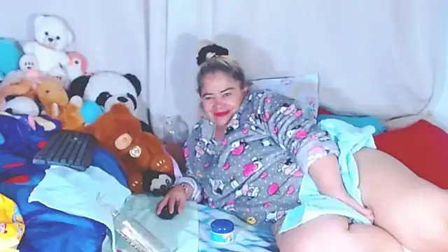 Snapshot of estrellita_fugaz16x chatting on 19, 9, 2025 estrellita fugaz16x online show from 19, 9, 2025