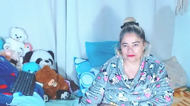 Snapshot of estrellita_fugaz16x chatting on 27, 9, 2025 estrellita fugaz16x online show from 27, 9, 2025