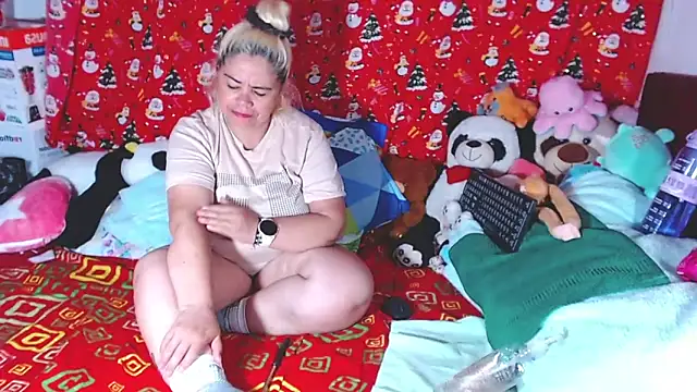 Snapshot of estrellita_fugaz16x chatting on 24, 4, 2026 estrellita fugaz16x online show from 24, 4, 2026