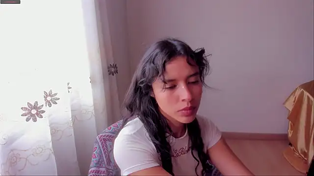 Snapshot of aluna_0310 chatting on 9, 10, 2025 aluna 0310 online show from 9, 10, 2025