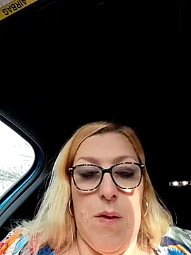 Snapshot of winniess40 chatting on 2, 3, 2025 winniess40 online show from 2, 3, 2025