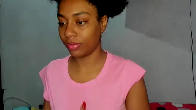 Snapshot of thaimy_ chatting on 11, 9, 2025 thaimy online show from 11, 9, 2025