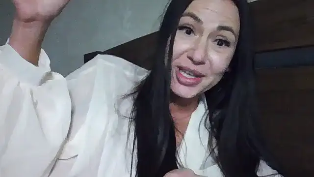 JulianaGold1 online show from 26, 2, 2025