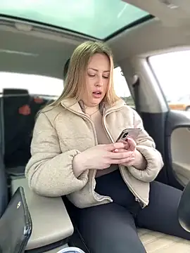 Snapshot of AlisaWhite chatting on 28, 2, 2025 AlisaWhite online show from 28, 2, 2025