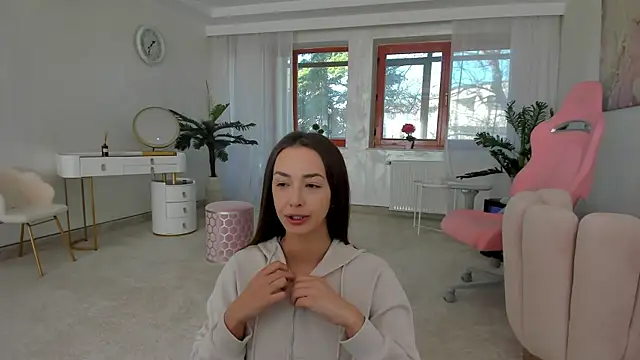 Snapshot of TiffanyHouston_ chatting on 8, 3, 2025 TiffanyHouston online show from 8, 3, 2025