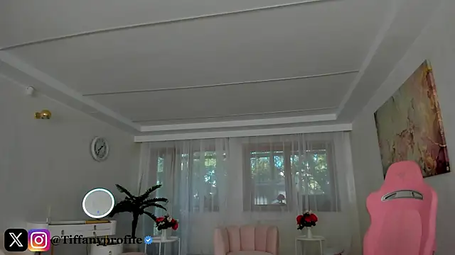 Snapshot of TiffanyHouston_ chatting on 18, 9, 2025 TiffanyHouston online show from 18, 9, 2025