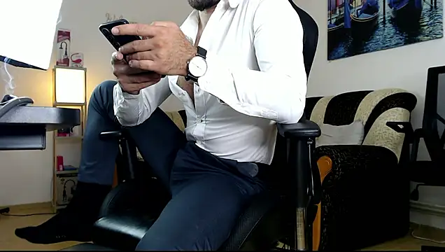 Snapshot of marioslim chatting on 25, 6, 2026 marioslim online show from 25, 6, 2026