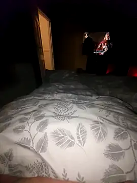 Snapshot of elenaUK chatting on 3, 1, 2025 elenaUK online show from 3, 1, 2025