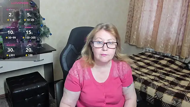 Snapshot of Frau_Marta chatting on 26, 12, 2024 Frau Marta online show from 26, 12, 2024
