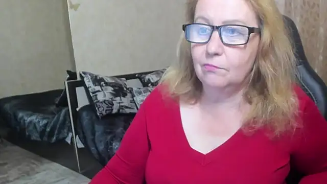 Snapshot of Frau_Marta chatting on 17, 10, 2025 Frau Marta online show from 17, 10, 2025