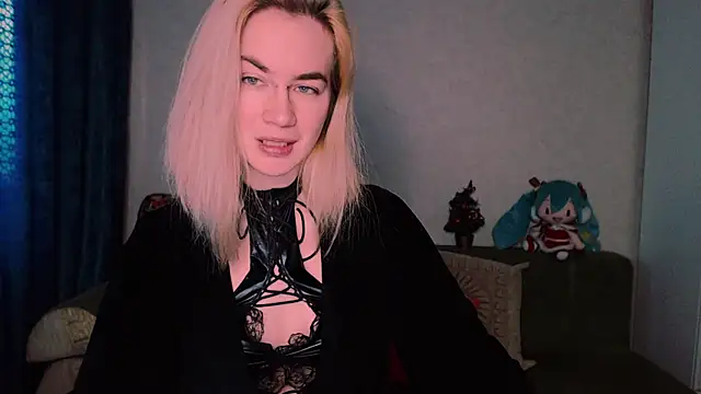 xxxcharismaaa online show from 18, 2, 2025