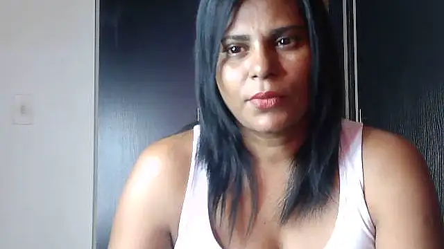 Snapshot of sunshinelady_ chatting on 17, 10, 2025 sunshinelady online show from 17, 10, 2025