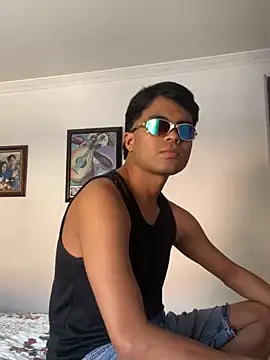 pinedasex777 online show from 5, 2, 2025