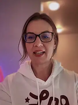 MaiseKnox online show from 29, 12, 2024