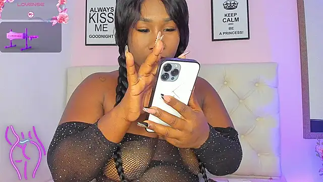 WhitneyWells online show from 14, 10, 2025