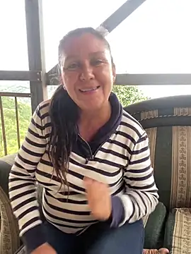 Snapshot of Sunshinee- chatting on 19, 12, 2024 Sunshinee- online show from 19, 12, 2024