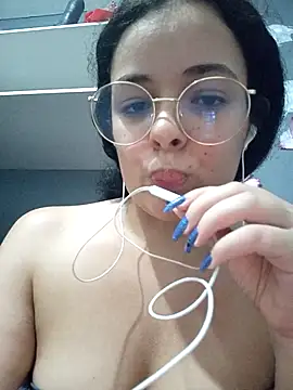 NinaSweet2 online show from 1, 3, 2025