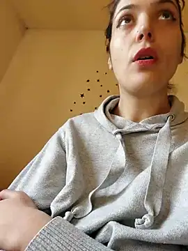 Snapshot of JoLeNe27 chatting on 5, 3, 2025 JoLeNe27 online show from 5, 3, 2025