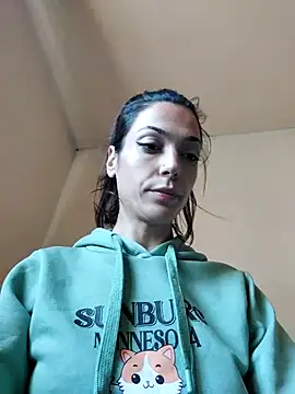 Snapshot of JoLeNe27 chatting on 20, 10, 2025 JoLeNe27 online show from 20, 10, 2025