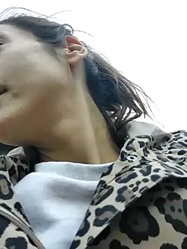 Snapshot of JoLeNe27 chatting on 27, 10, 2025 JoLeNe27 online show from 27, 10, 2025