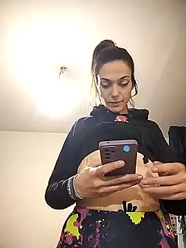 Snapshot of JoLeNe27 chatting on 17, 11, 2025 JoLeNe27 online show from 17, 11, 2025