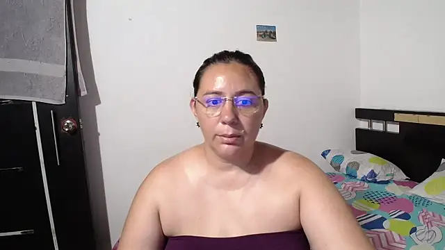 sexxy ticki online show from 9, 9, 2025