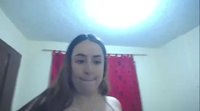 Snapshot of rosahills chatting on 6, 12, 2024 rosahills online show from 6, 12, 2024