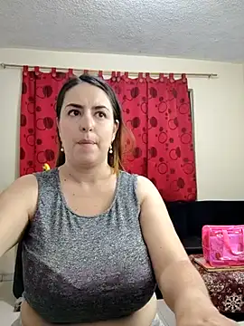 Snapshot of rosahills chatting on 6, 3, 2025 rosahills online show from 6, 3, 2025