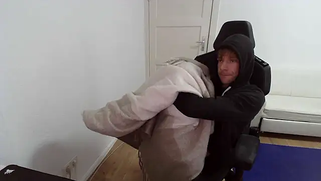 Snapshot of fit_ass_2021 chatting on 11, 1, 2026 fit ass 2021 online show from 11, 1, 2026