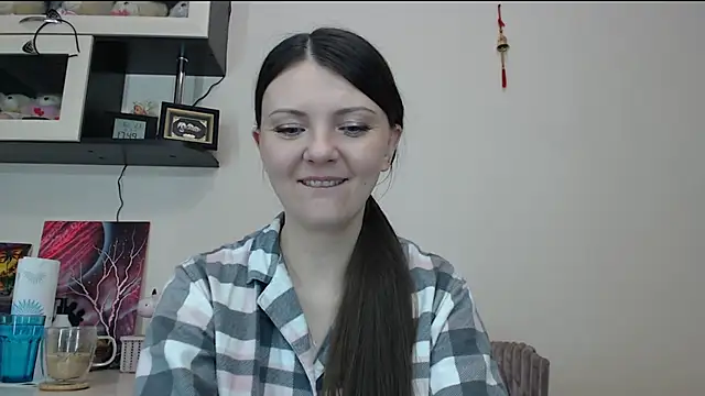 SugarTati online show from 6, 3, 2025