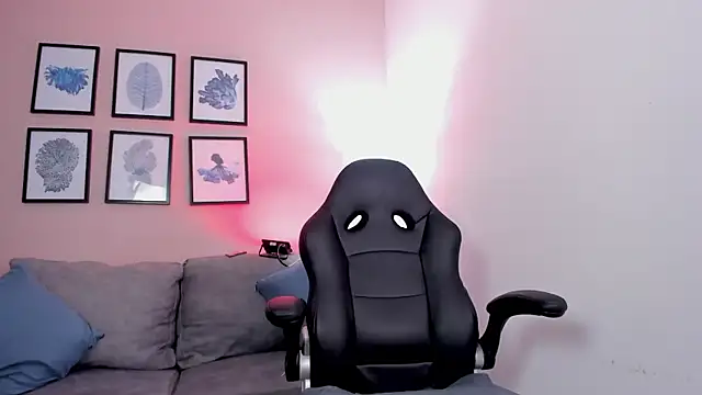 Sabrina Sabrock  online show from 31, 10, 2025