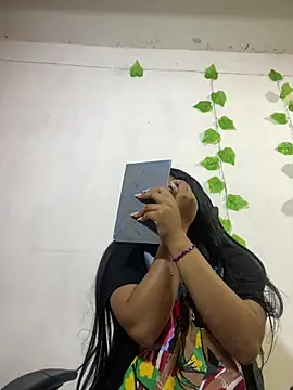 Snapshot of shayna_all chatting on 11, 2, 2026 shayna all online show from 11, 2, 2026