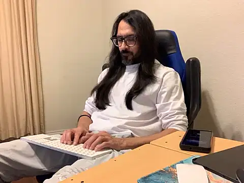 Youreherewithme online show from 10, 12, 2024