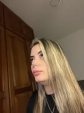 Miss valeriaa online show from 9, 5, 2026