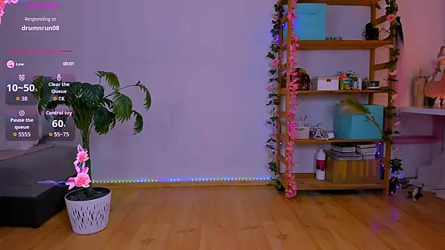 Teylor Fly online show from 20, 10, 2025