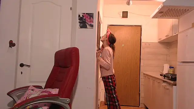 simyhvn online show from 10, 2, 2026