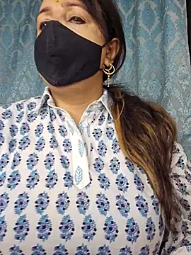 cute-tanvi online show from 4, 12, 2025