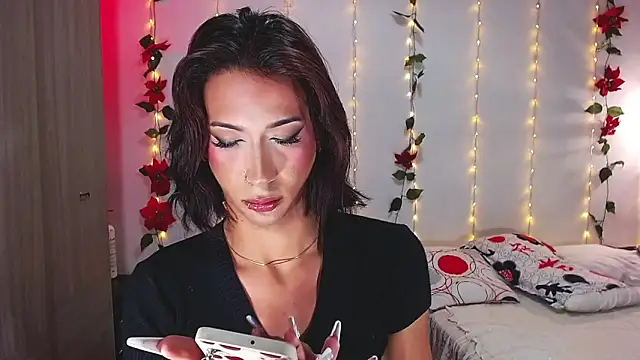 Kenisha Sweet online show from 11, 1, 2025