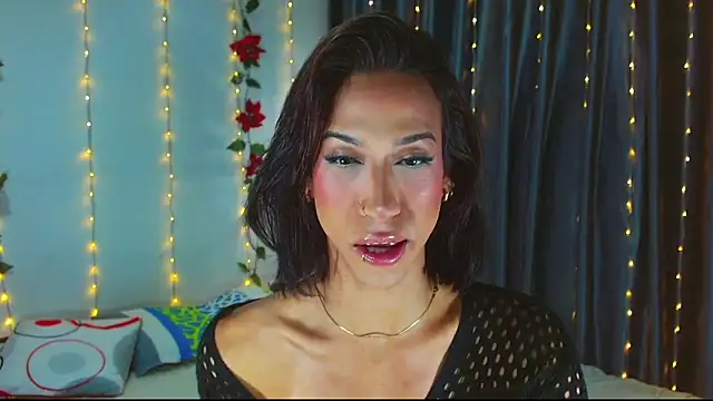 Kenisha Sweet online show from 18, 1, 2025